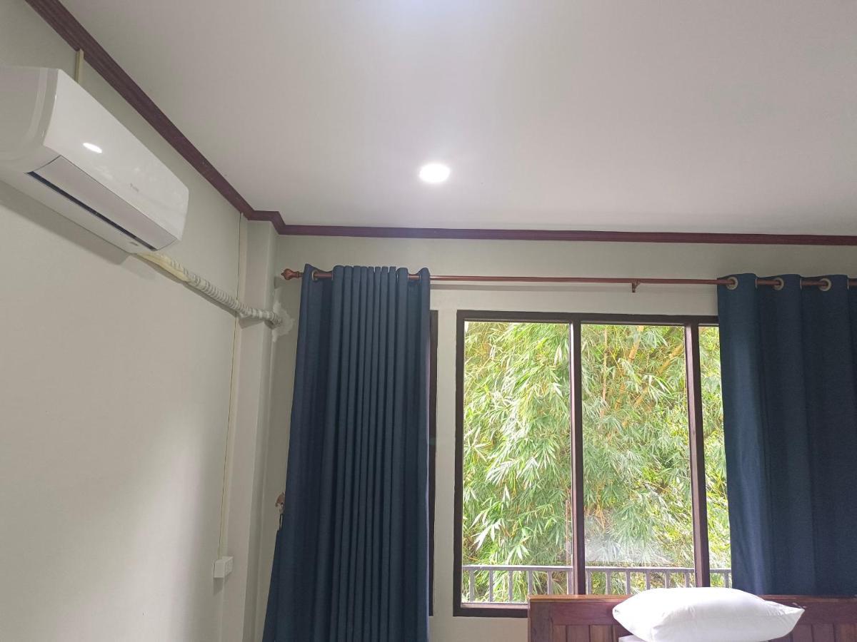 Vang Vieng Champa Hotel Екстериор снимка