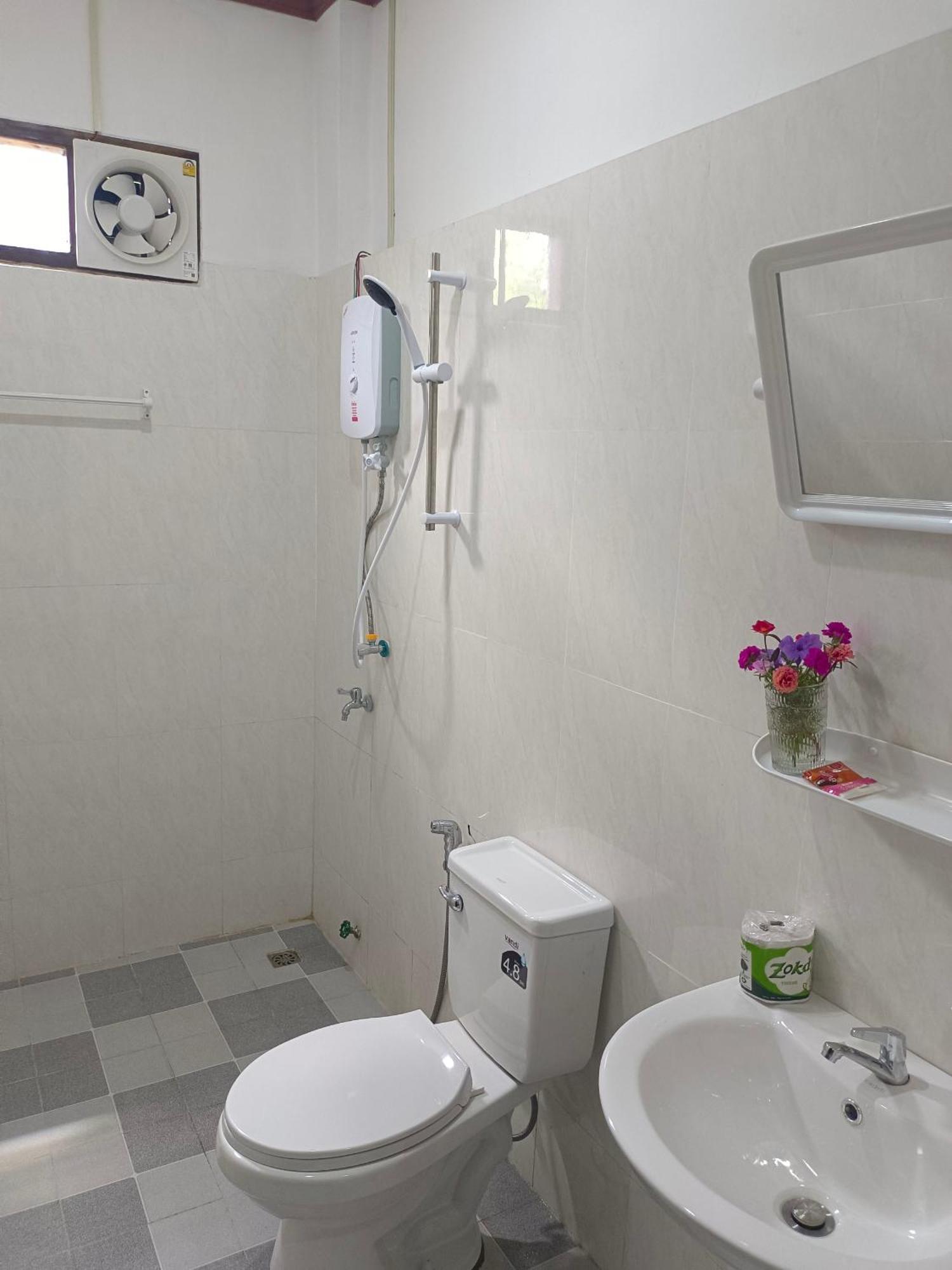 Vang Vieng Champa Hotel Екстериор снимка