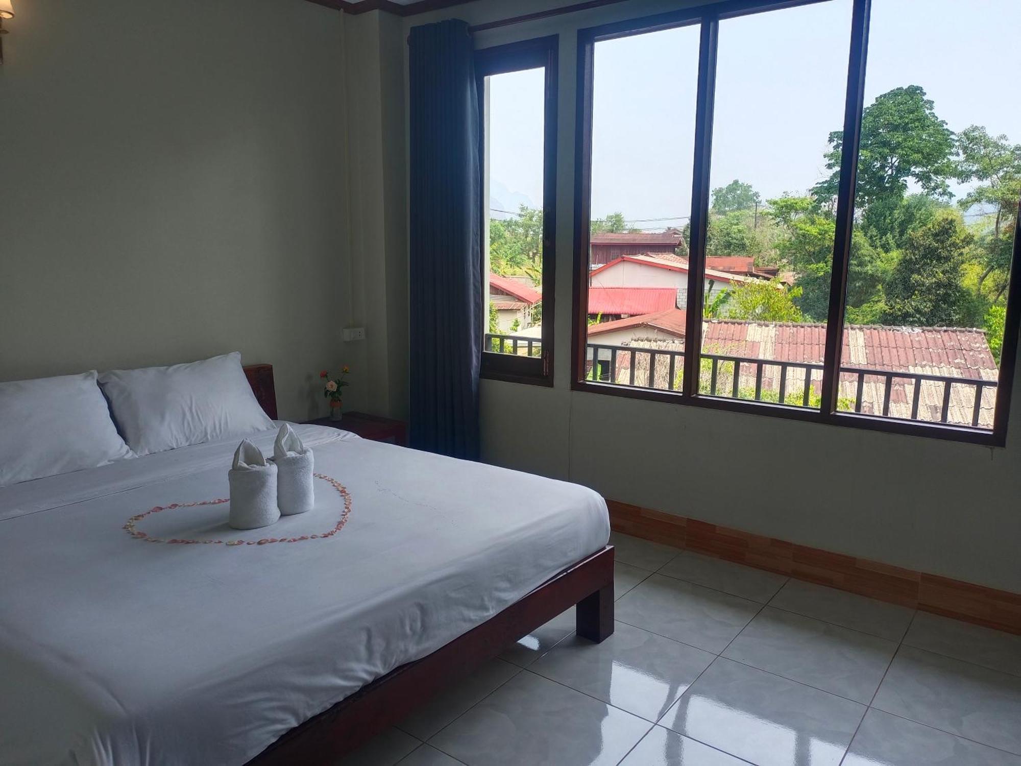 Vang Vieng Champa Hotel Екстериор снимка