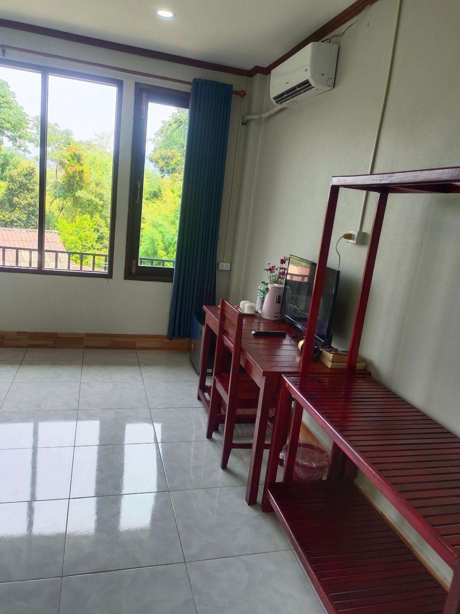Vang Vieng Champa Hotel Екстериор снимка