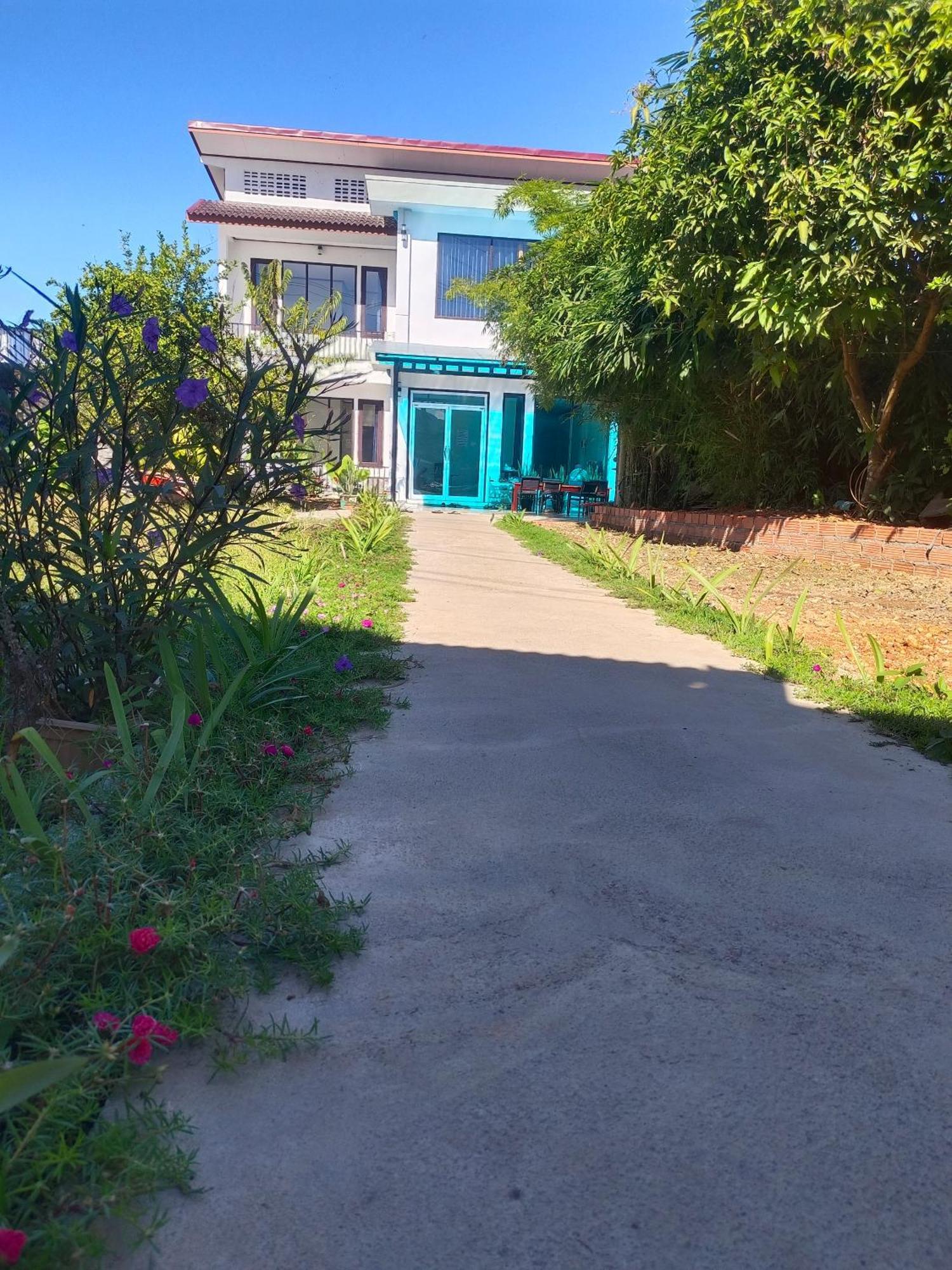 Vang Vieng Champa Hotel Екстериор снимка