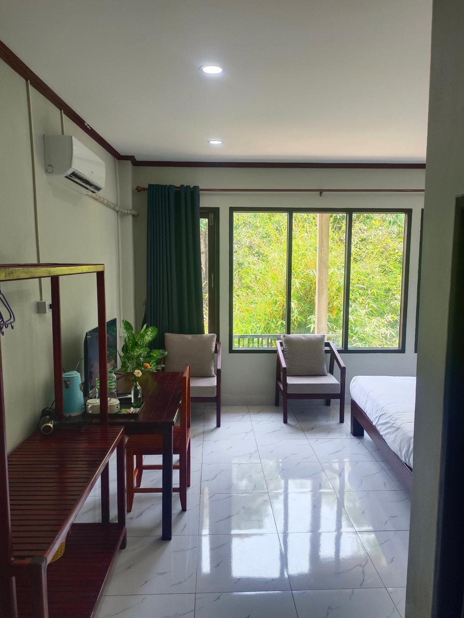 Vang Vieng Champa Hotel Екстериор снимка