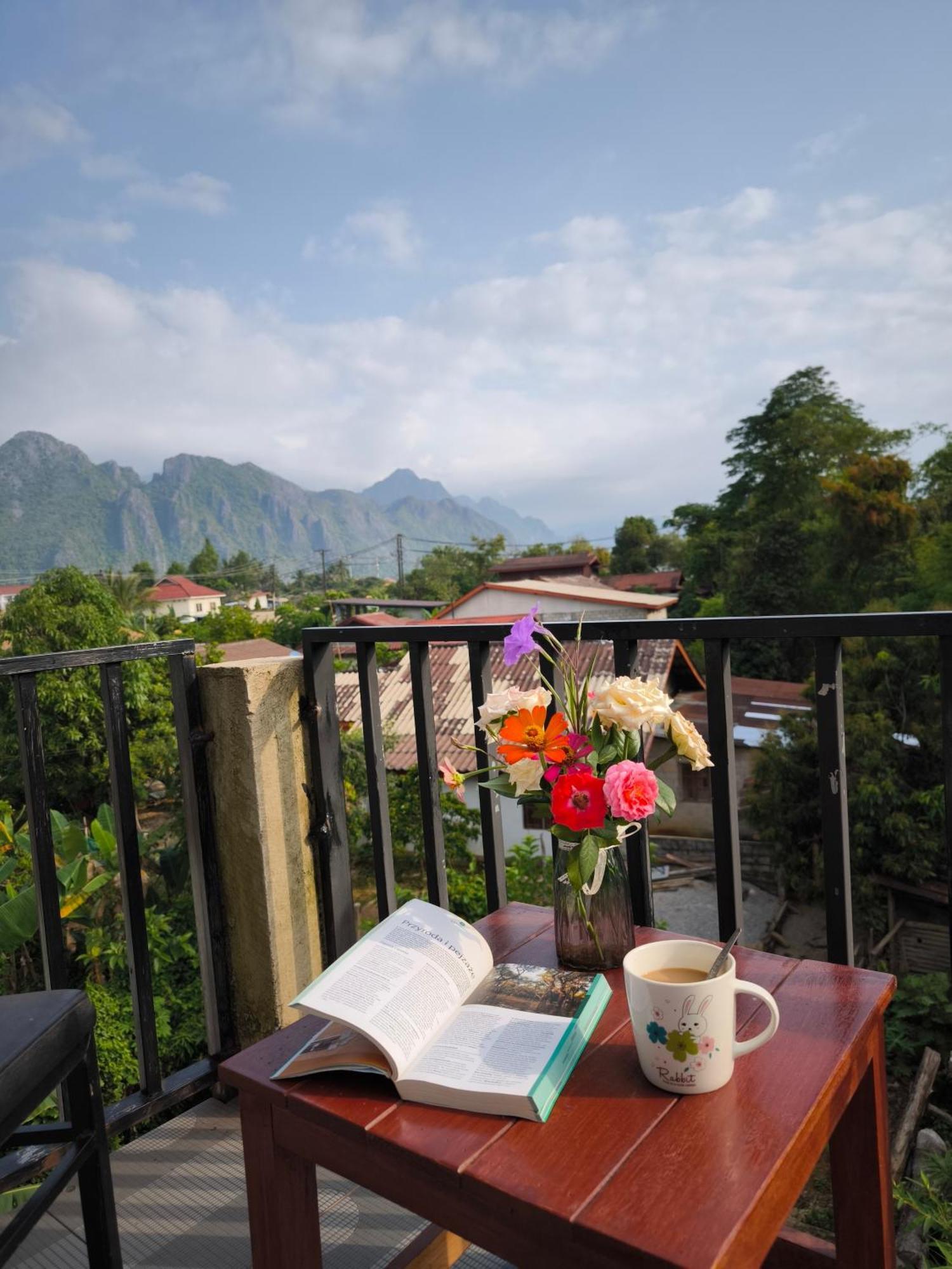 Vang Vieng Champa Hotel Екстериор снимка